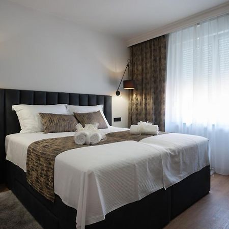 Studio & Rooms Torine Задар Екстериор снимка
