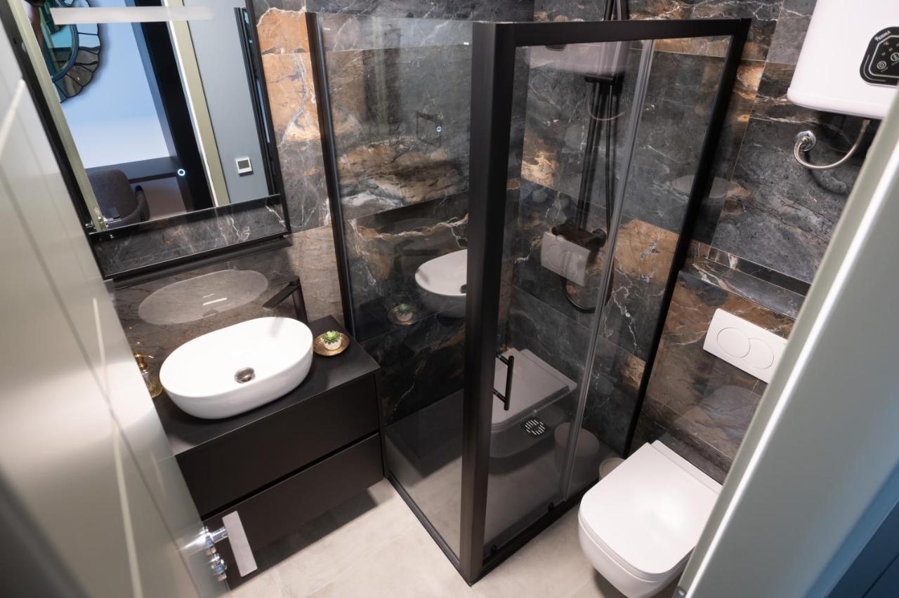 Studio & Rooms Torine Задар Екстериор снимка
